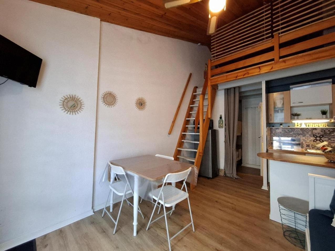 Maison A La Palmyre, Proche Commerces Et Plages Holiday home